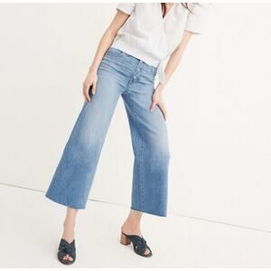 Madewell Wide Leg Crop Button Fly Size 26 Light Wash Frayed Hem